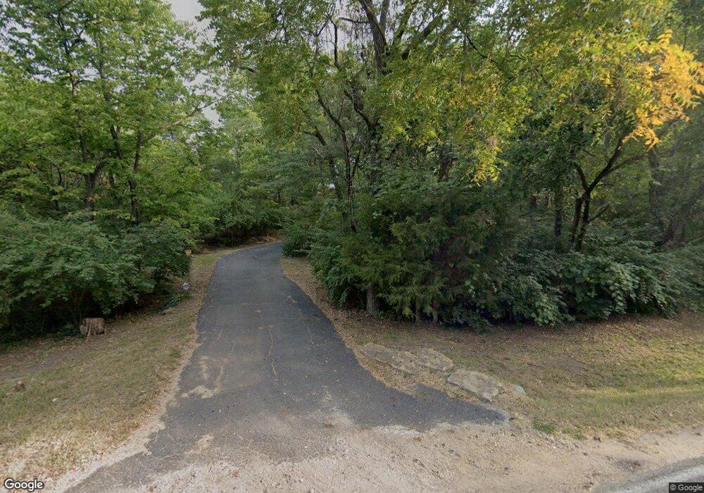 7520 SW 10th St, Topeka, KS 66615 - photo 1