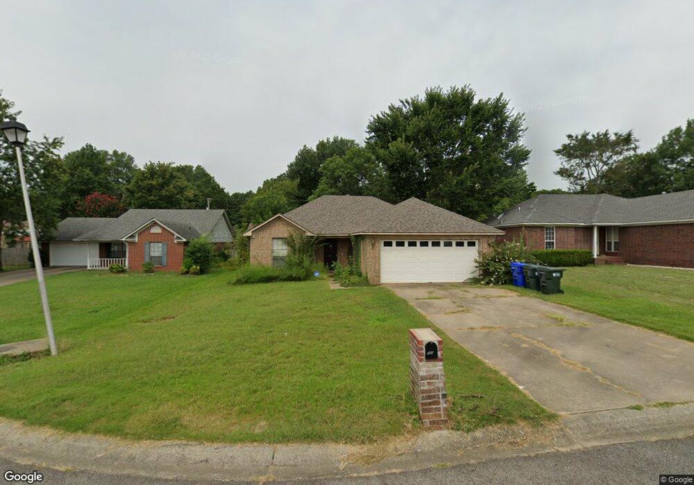 285 Helen St, Conway, AR 72034 - photo 1