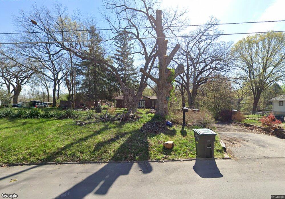 2031 27th St, Des Moines, IA 50310 - photo 1