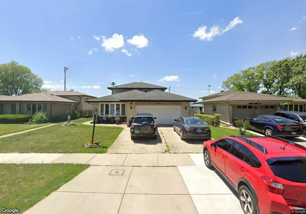 1938 S Tures Ln, Des Plaines, IL 60018 - photo 1