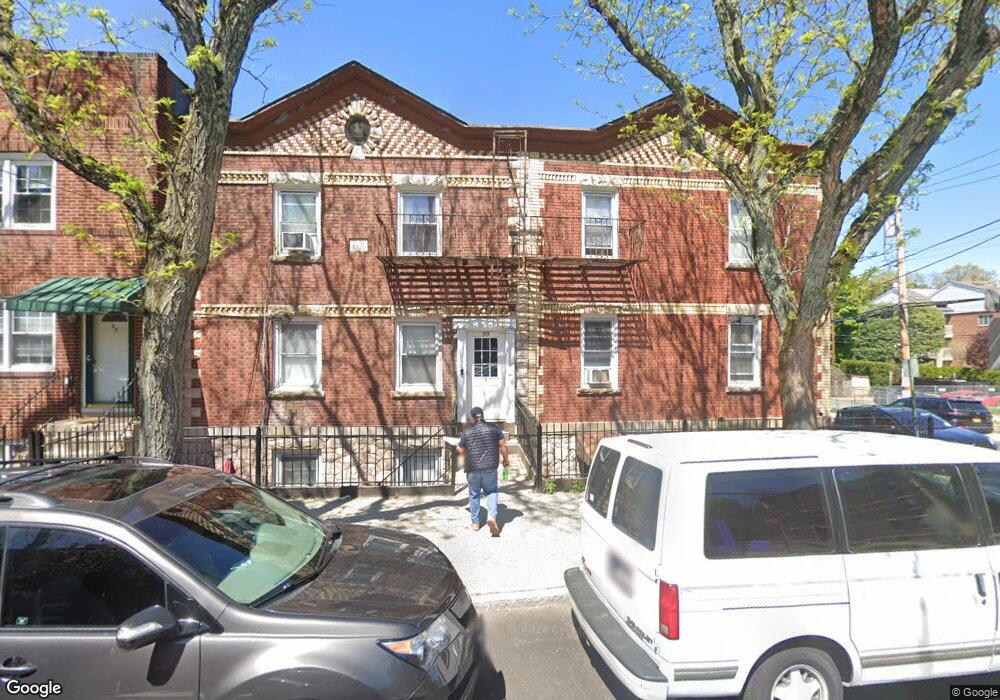 39 Maynard St unit 2, Tuckahoe, NY 10707 - photo 1