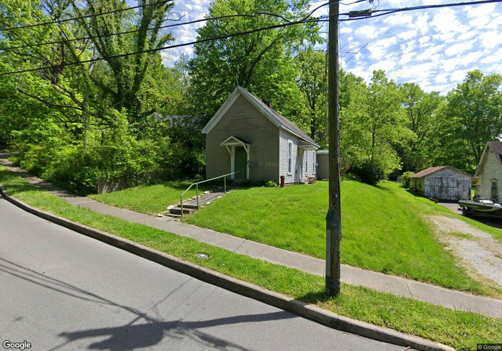 315 Beech St, Corydon, IN 47112 - photo 1