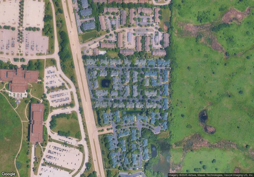 105 Meadowbrook Ln unit 43B, Lake Bluff, IL 60044 - photo 1