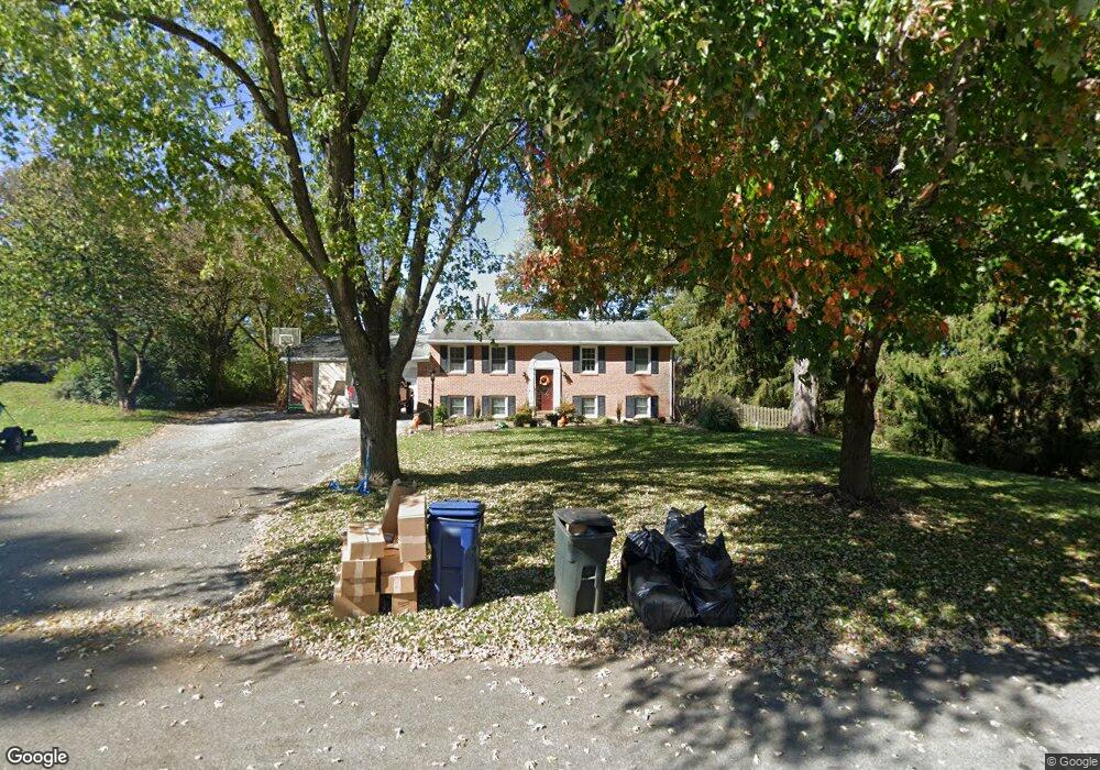 6136 Rolling View Dr, Sykesville, MD 21784 - photo 1