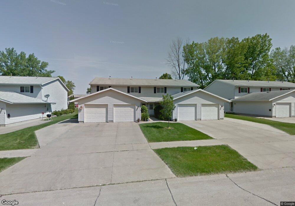 1280 Daleview Dr unit 1, Marion, IA 52302 - photo 1