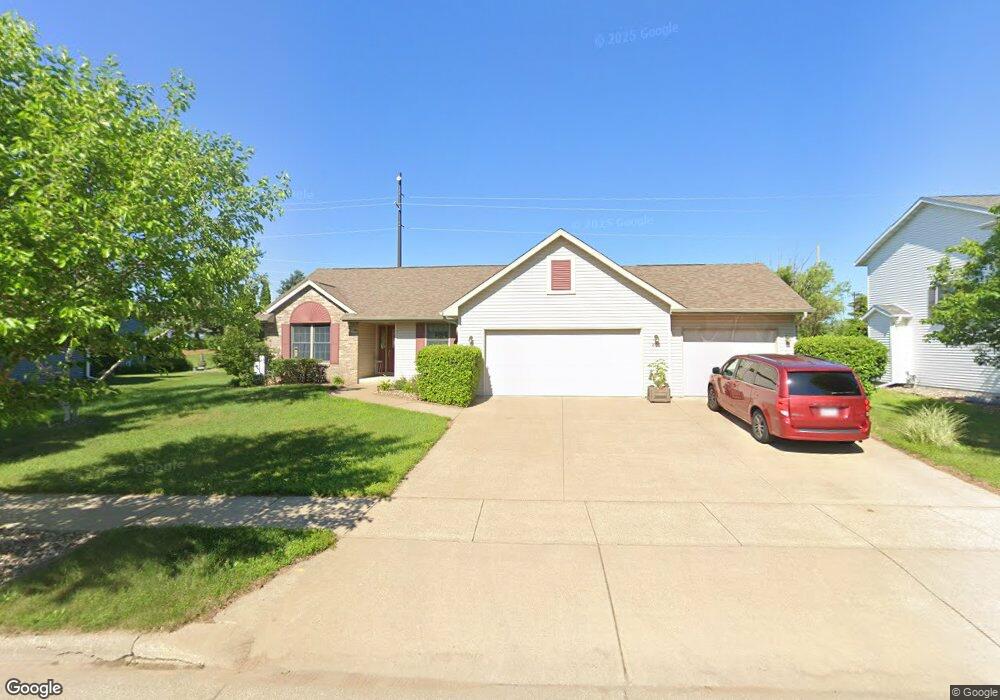 802 Remington Dr, Holmen, WI 54636 - photo 1