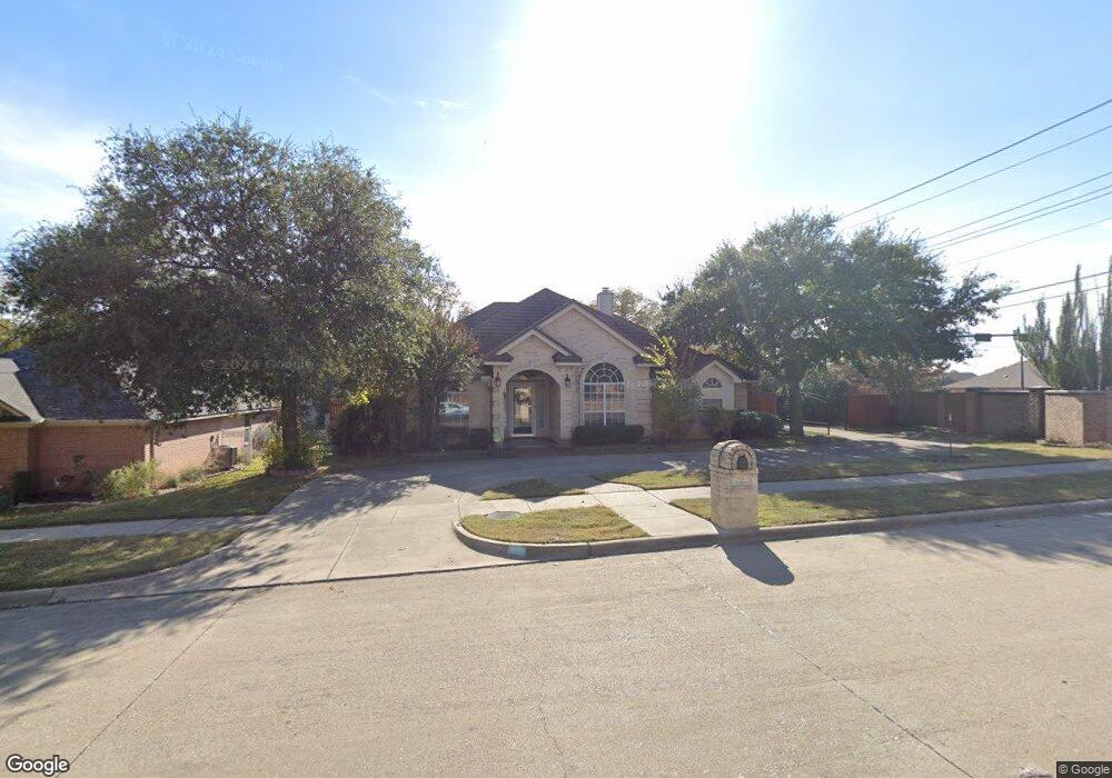 745 Evergreen Dr, Hurst, TX 76054 - photo 1