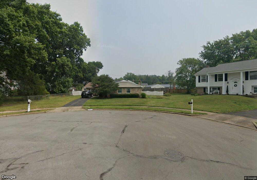 12902 Misty Ct, Fairfax, VA 22033 - photo 1