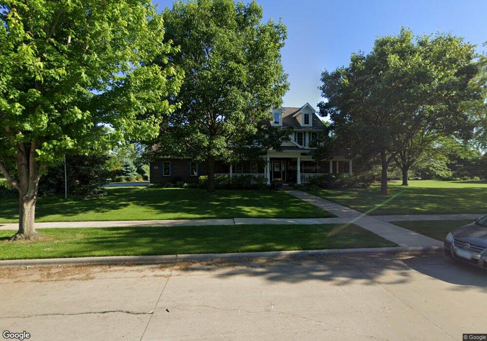 3024 Cobblestone Ct, Cedar Falls, IA 50613 - photo 1