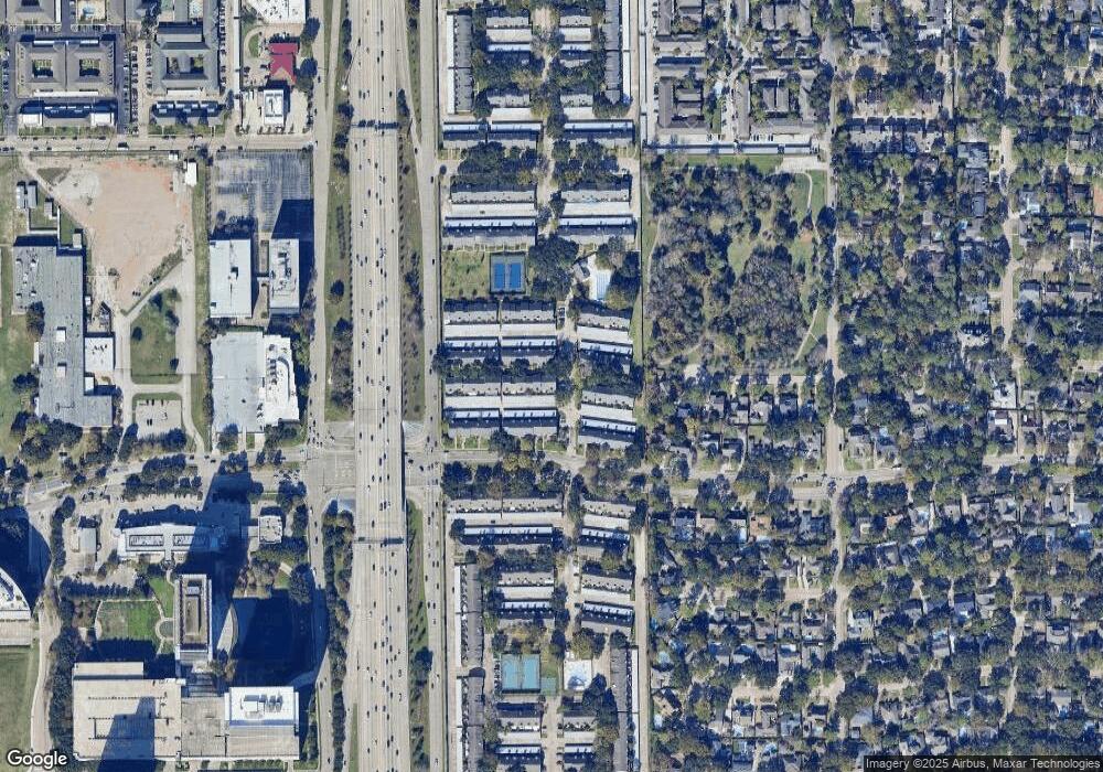 10284 Briar Forest Dr unit 26, Houston, TX 77042 - photo 1