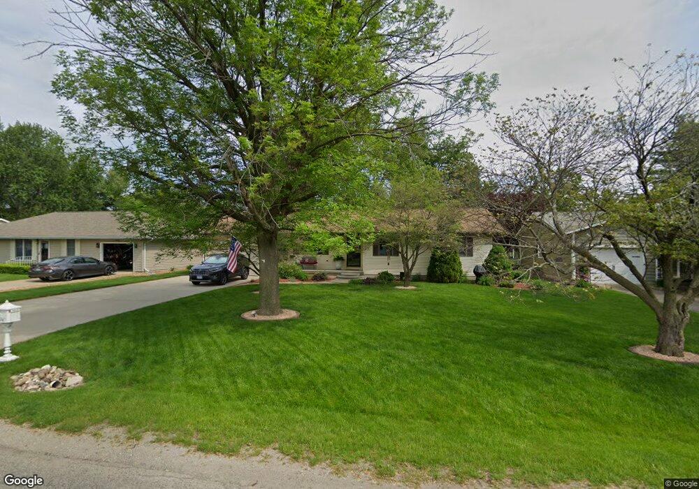 3412 Moultrie Ave, Mattoon, IL 61938 - photo 1