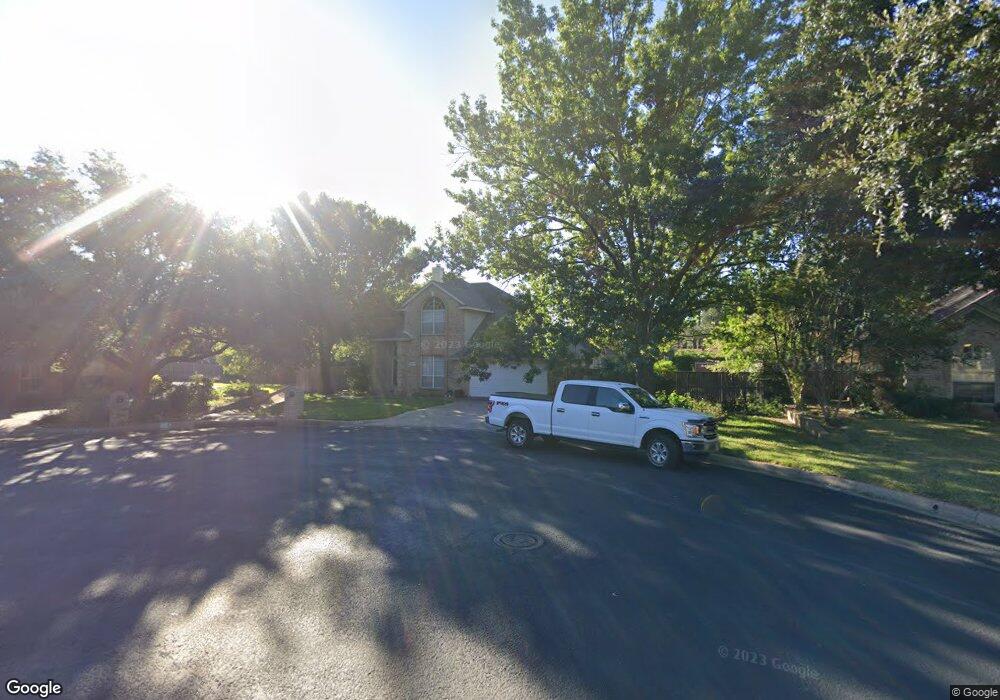 2909 Oak Ridge Dr, Hurst, TX 76054 - photo 1