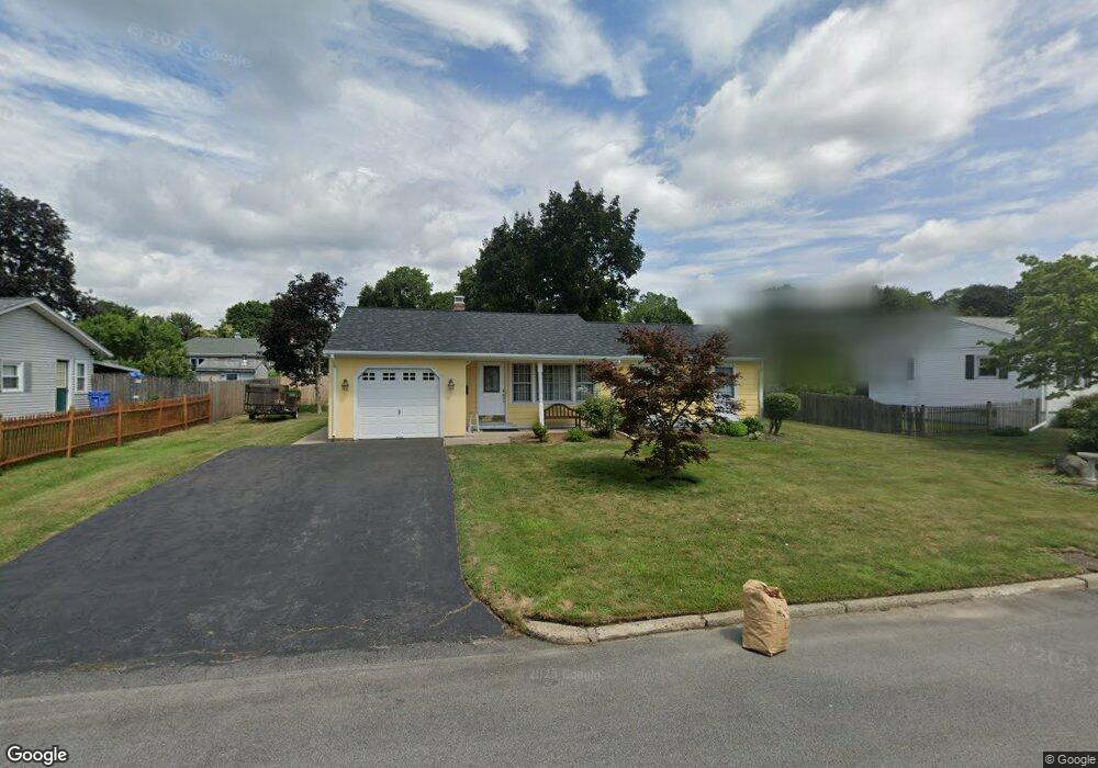 77 Kent St, Cumberland, RI 02864 - photo 1