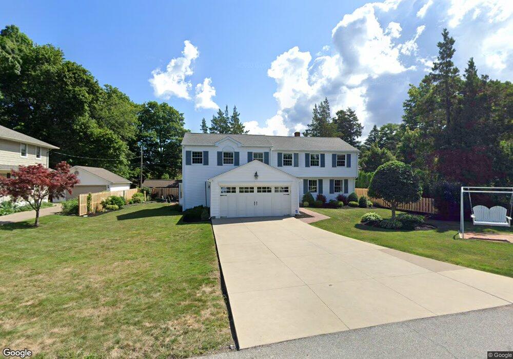 401 Glenruadh Ave, Erie, PA 16505 - photo 1