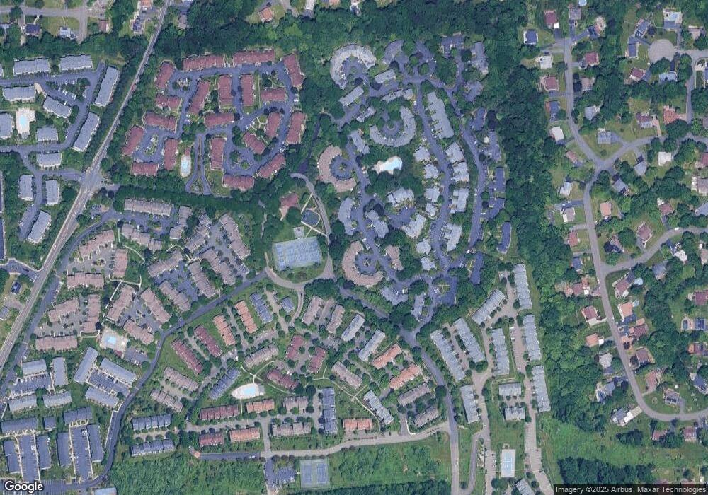 197 Treetop Cir unit 197, Nanuet, NY 10954 - photo 1