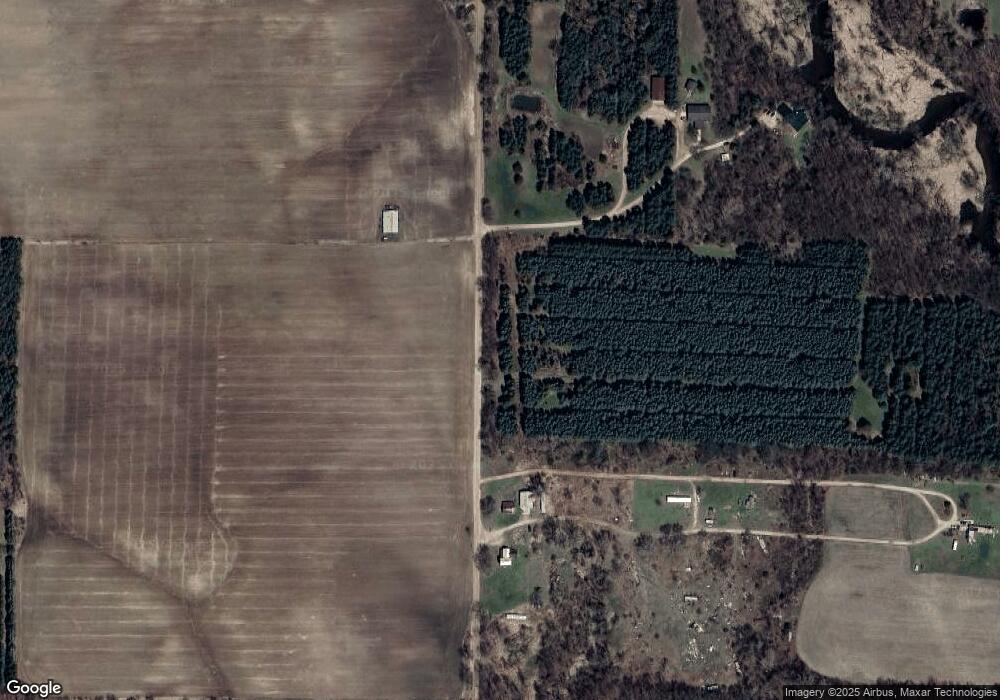 8520 Cowman Rd, Hubbardston, MI 48845 - photo 1