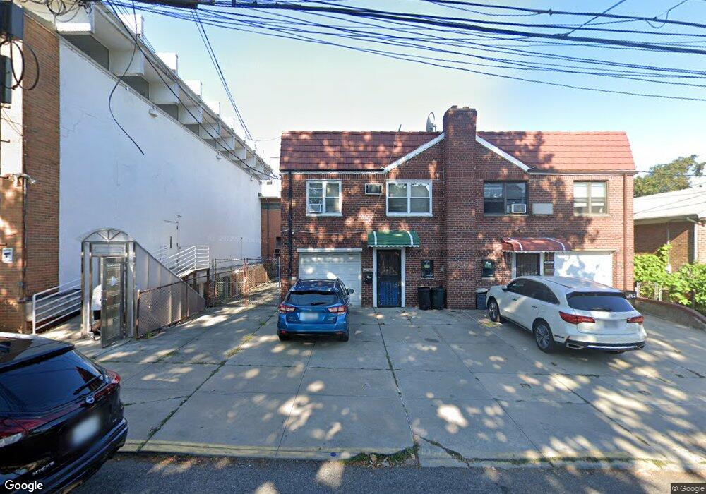 5942 157th St, Flushing, NY 11355 - photo 1