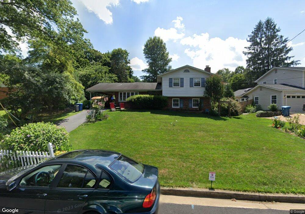9213 Santayana Dr, Fairfax, VA 22031 - photo 1