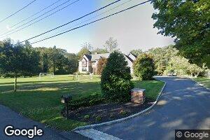 5 North Run, Cold Spring Harbor, NY 11724