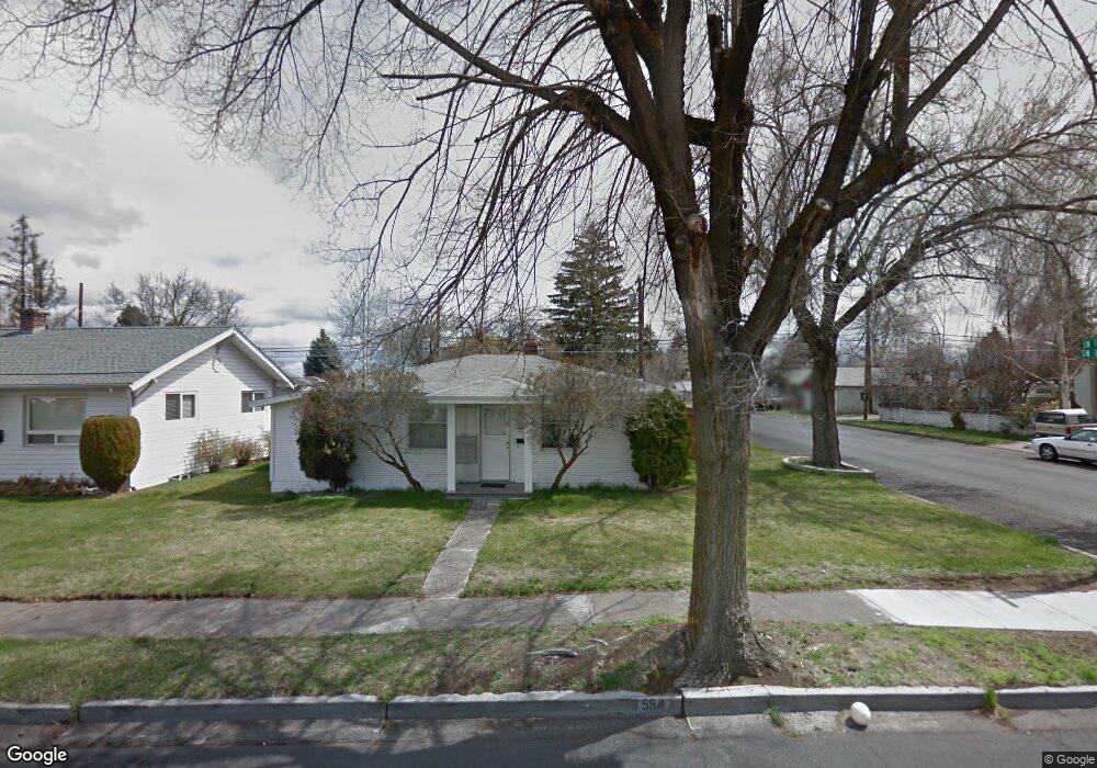 554 SW 11th St, Redmond, OR 97756 - photo 1