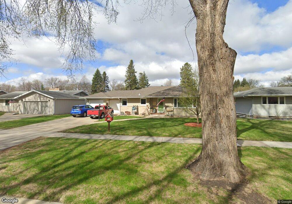 1719 8th St S, Fargo, ND 58103 - photo 1