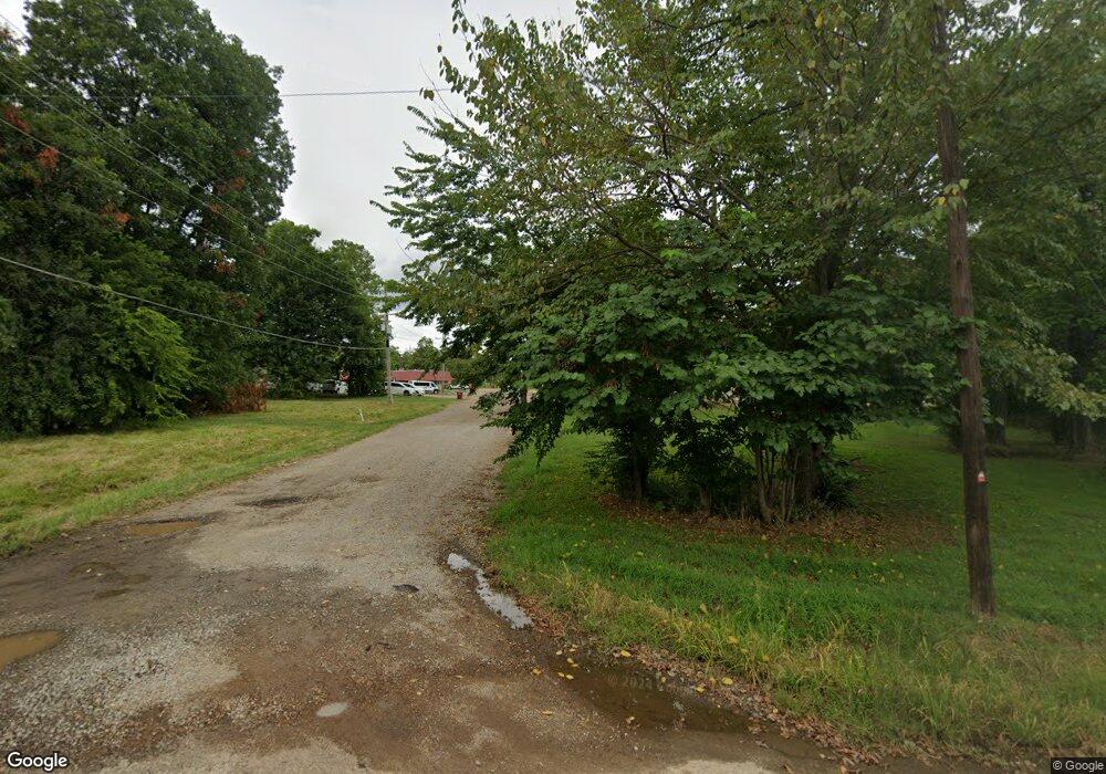 592 W Duke St, Hugo, OK 74743 - photo 1