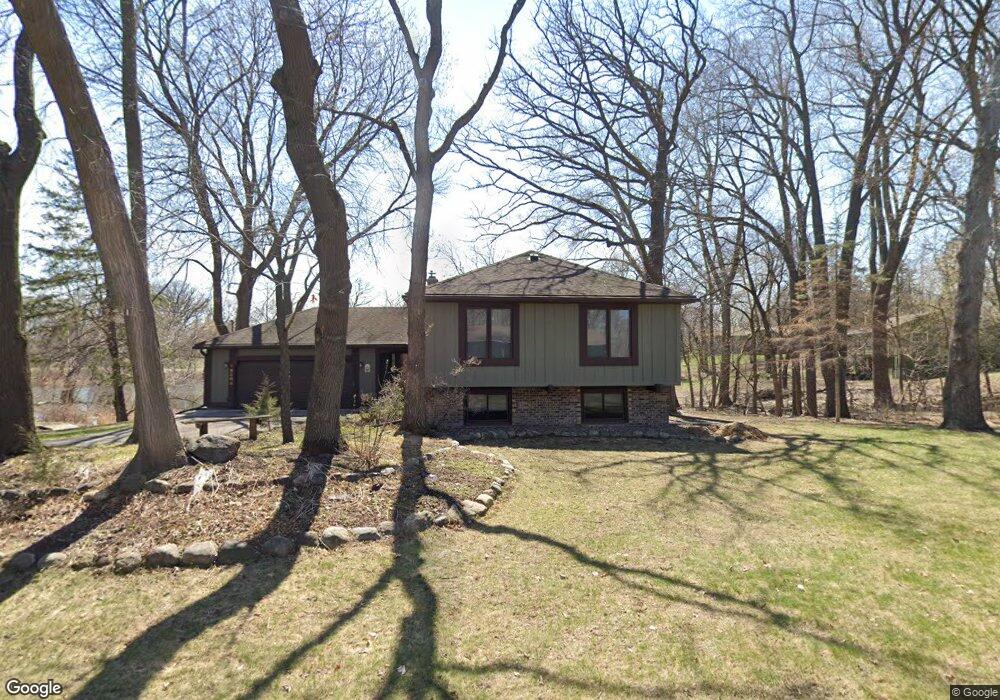 18505 Springcrest Dr, Minnetonka, MN 55345 - photo 1