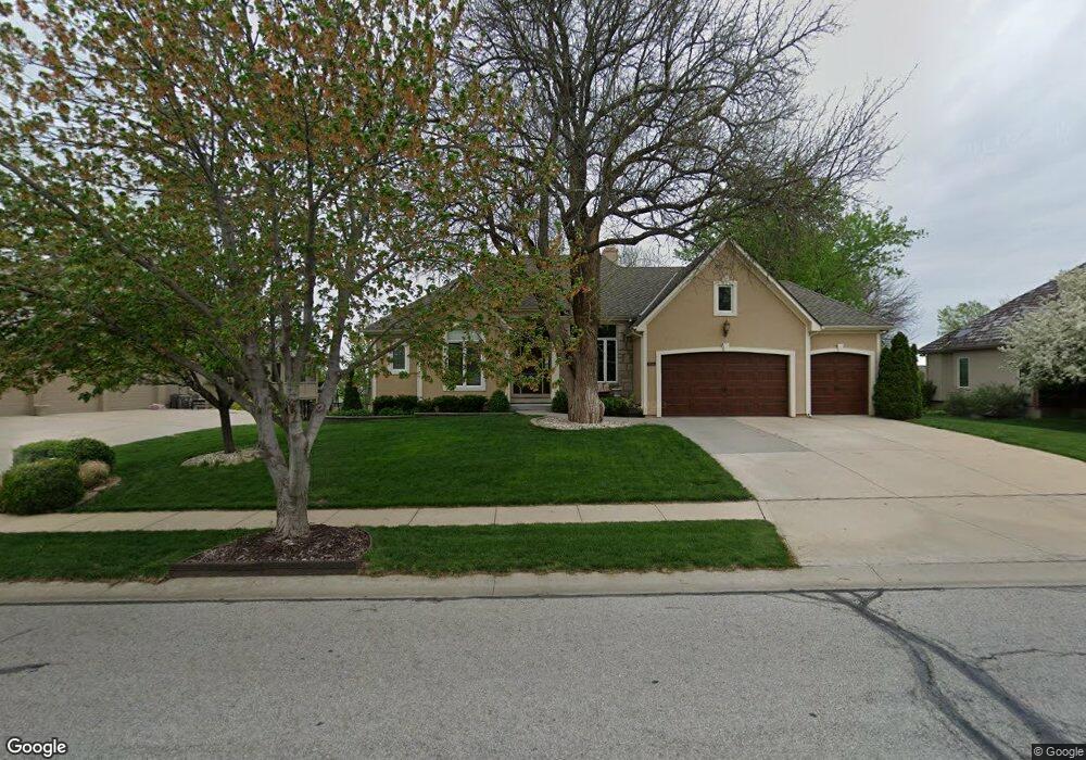 9503 Falcon Ridge Dr, Lenexa, KS 66220 - photo 1