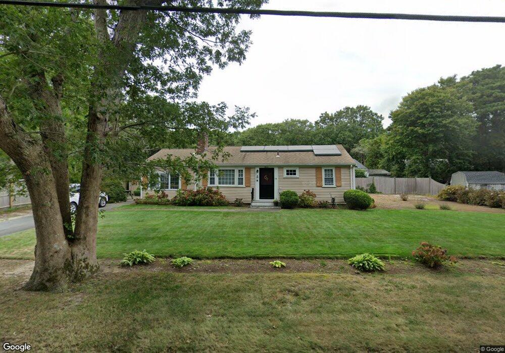 15 Swan Lake Rd, West Yarmouth, MA 02673 - photo 1