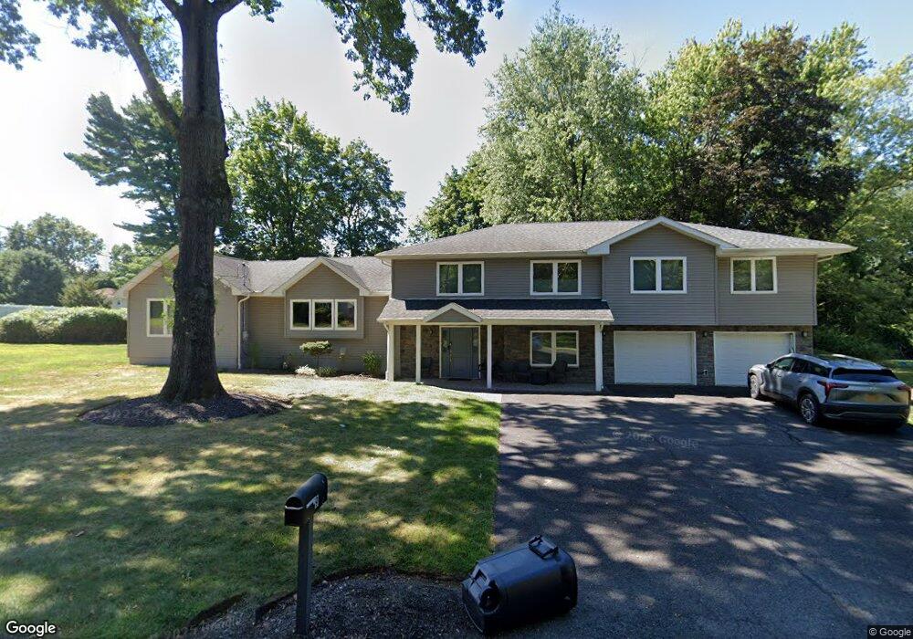 9 Bridle Rd, Spring Valley, NY 10977 - photo 1