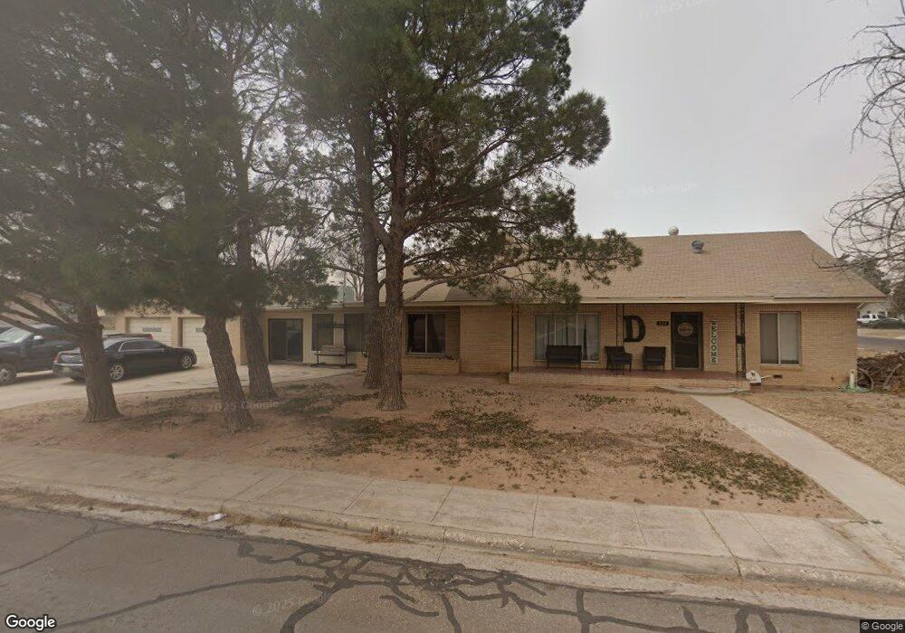 909 N Selman St, Hobbs, NM 88240 - photo 1