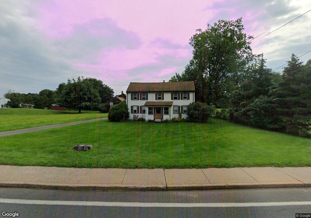 531 Parker St, Manchester, CT 06042 - photo 1