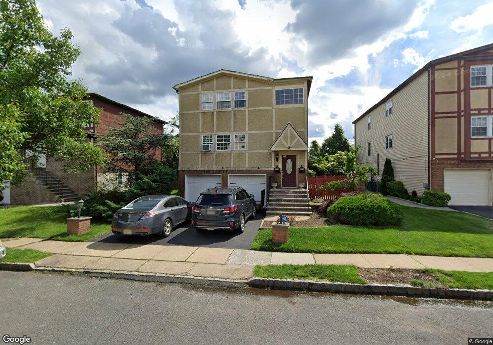 208 Astoria Place, Union, NJ 07083 - photo 1