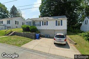 18 Aetna St, Cranston, RI 02910
