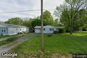 301 E Dunbar St, Blue Mound, IL 62513