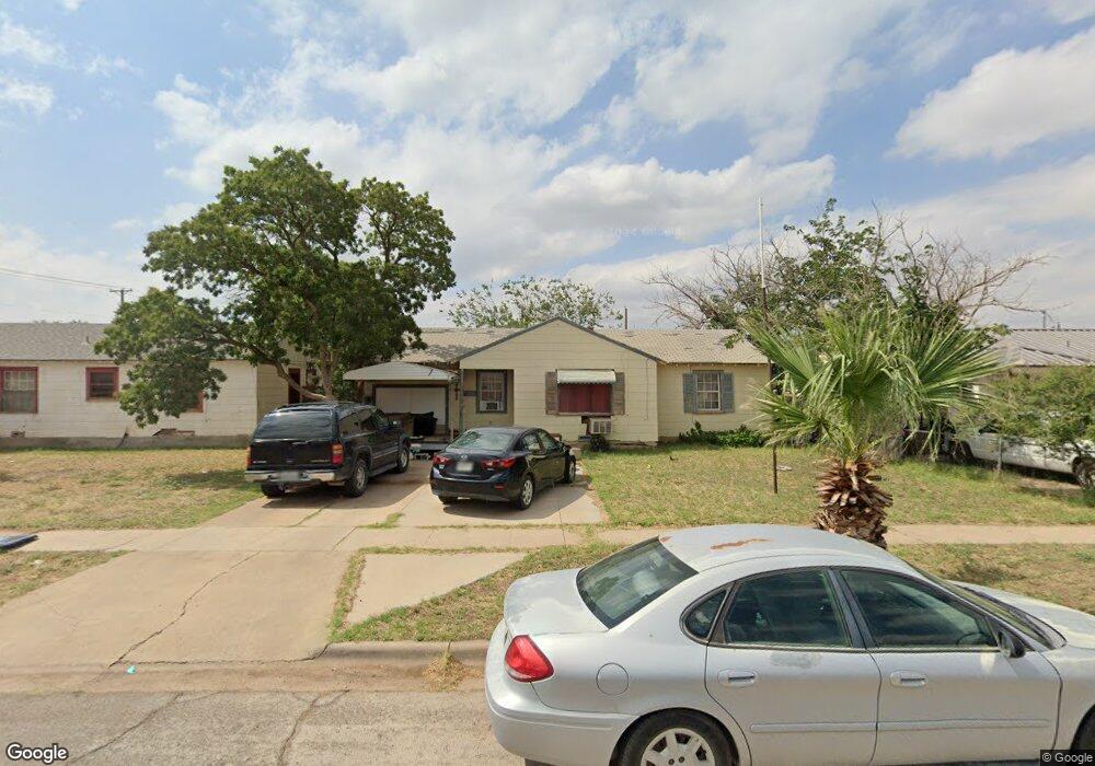 306 W Jax Ave, Midland, TX 79701 - photo 1