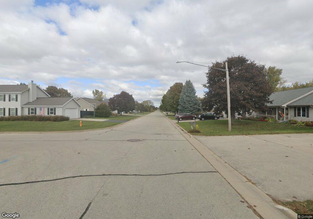 3112 N Whitney Dr, Appleton, WI 54914 - photo 1