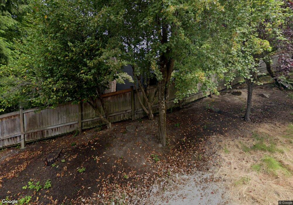 3230 W Mercer Way, Mercer Island, WA 98040 - photo 1