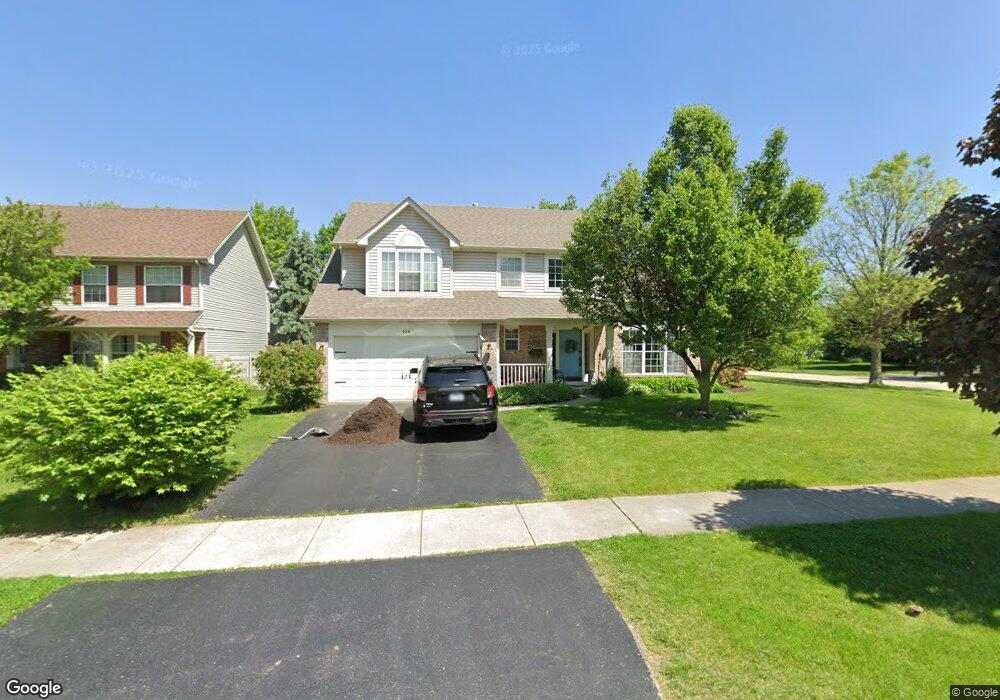 570 Lakeview Dr, Oswego, IL 60543 - photo 1