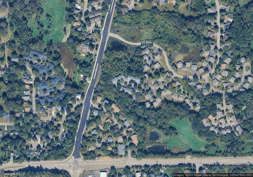 18466 Creeks Bend Dr, Minnetonka, MN 55345 - photo 1