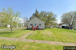 339 Maple St, Bennett, IA 52721