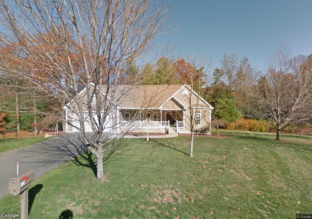 13 Camelot Ln, Easthampton, MA 01027 - photo 1