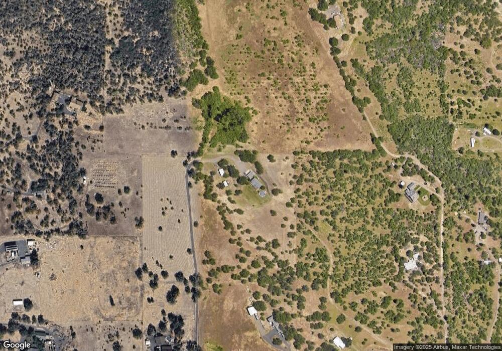 950 W Linn Rd, Eagle Point, OR 97524 - photo 1