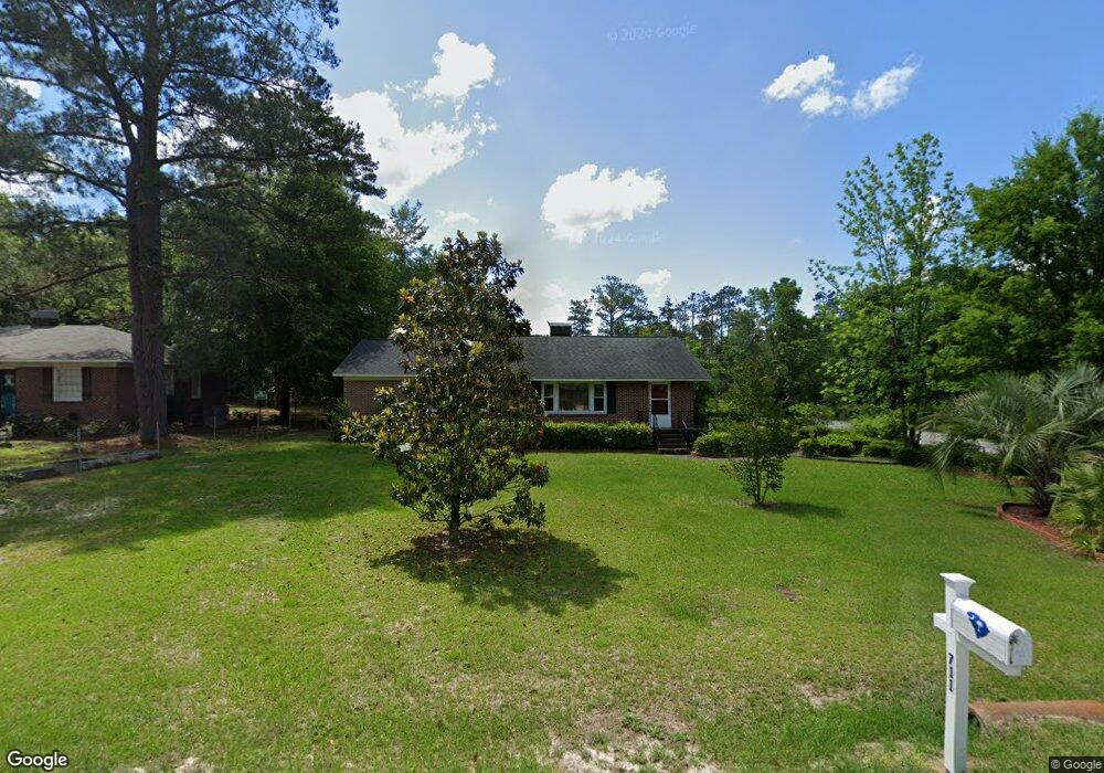 711 Cureton St, Camden, SC 29020 - photo 1