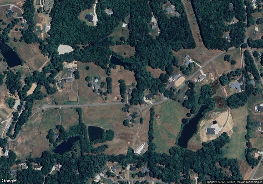 150 Spring Lake Ln, Canton, GA 30115 - photo 1