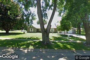 413 W Crawford St, Luverne, MN 56156