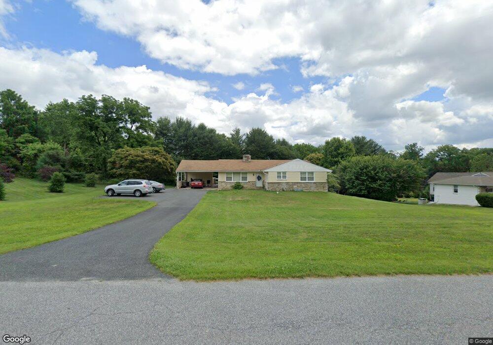 13807 E Devonfield Dr, Baldwin, MD 21013 - photo 1