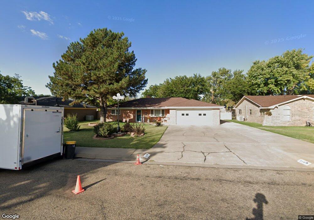 516 Bennett Dr, Dumas, TX 79029 - photo 1