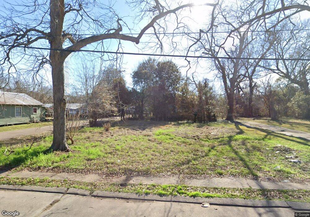 532 Lafayette St, New Iberia, LA 70560 - photo 1