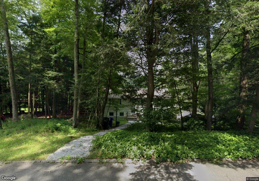 22 Old Lantern Rd, Danbury, CT 06810 - photo 1